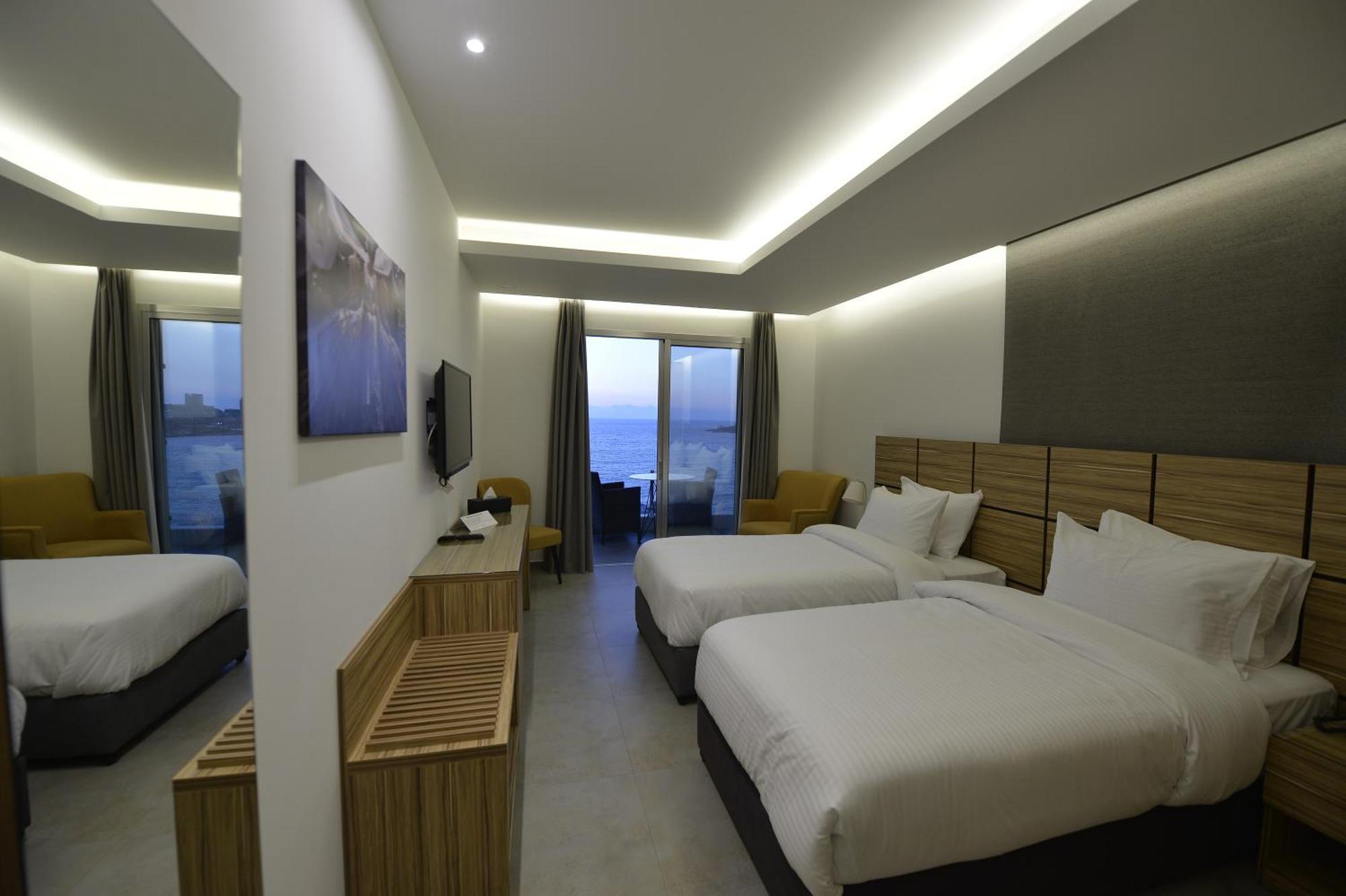 Zett Hotel Dżunija Zewnętrze zdjęcie
